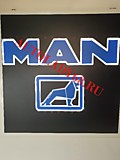 Табличка светящаяся в спальник MAN (синий логотип) 12v
